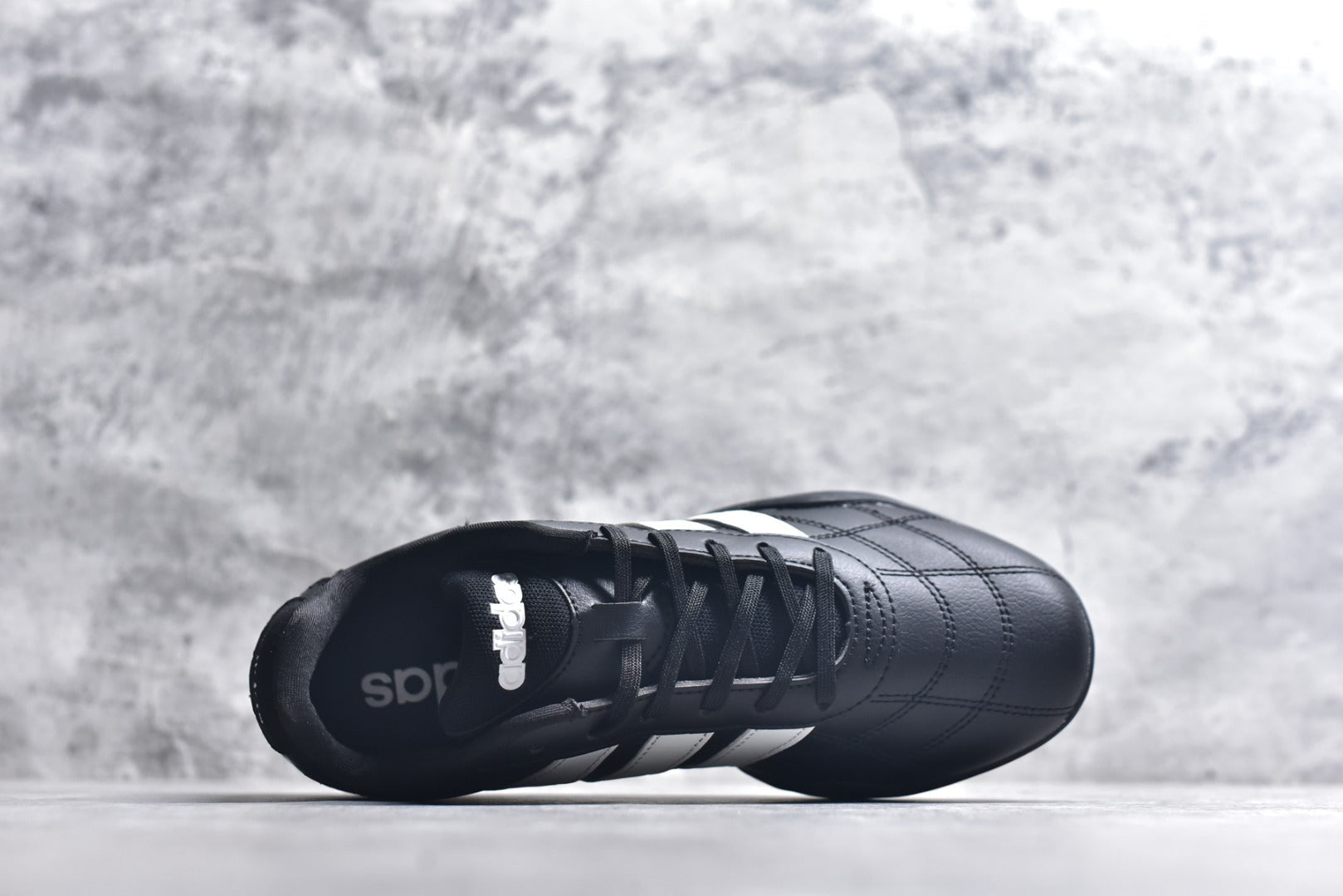 Adidas Adipista Trainers | Non-Slip & Durable Casual Shoes | EU 36-45