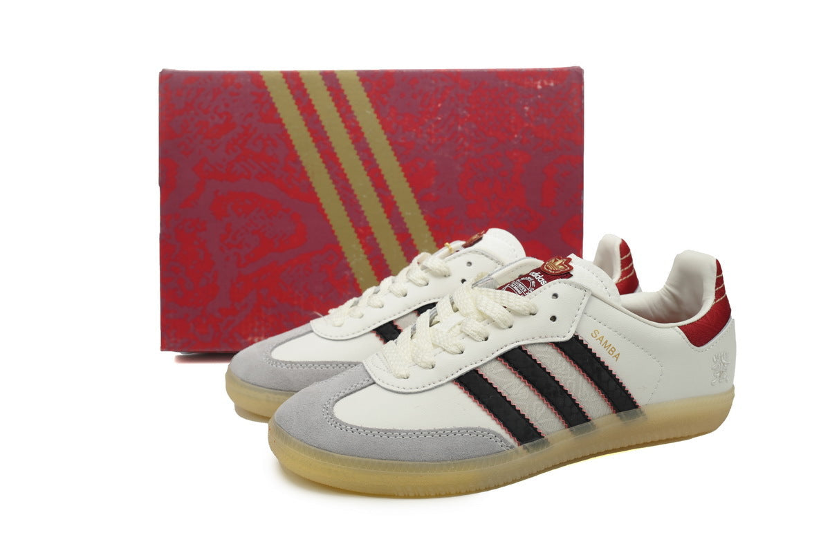 Adidas Samba OG – Retro German-Inspired Sneakers
