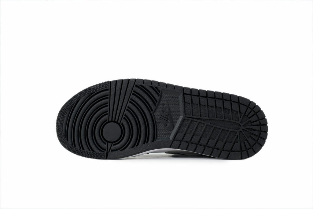Nike Air Jordan 1 Retro Low Low-Top Sneakers