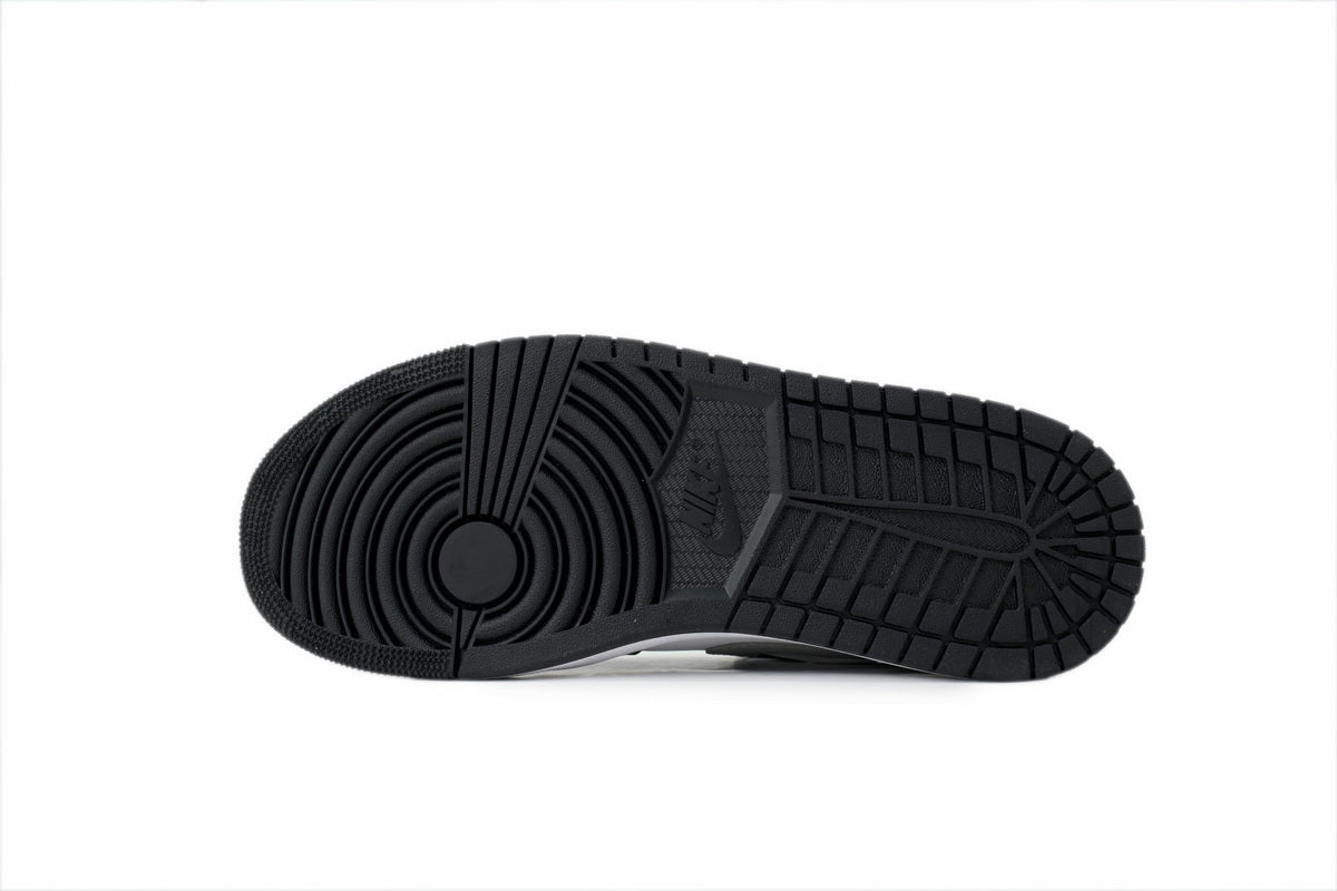 Nike Air Jordan 1 Retro Low Low-Top Sneakers