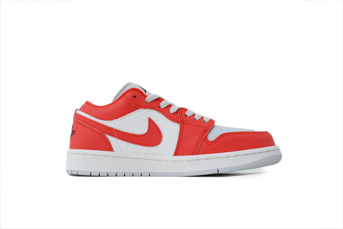 Nike Air Jordan 1 Retro Low Low-Top Sneakers
