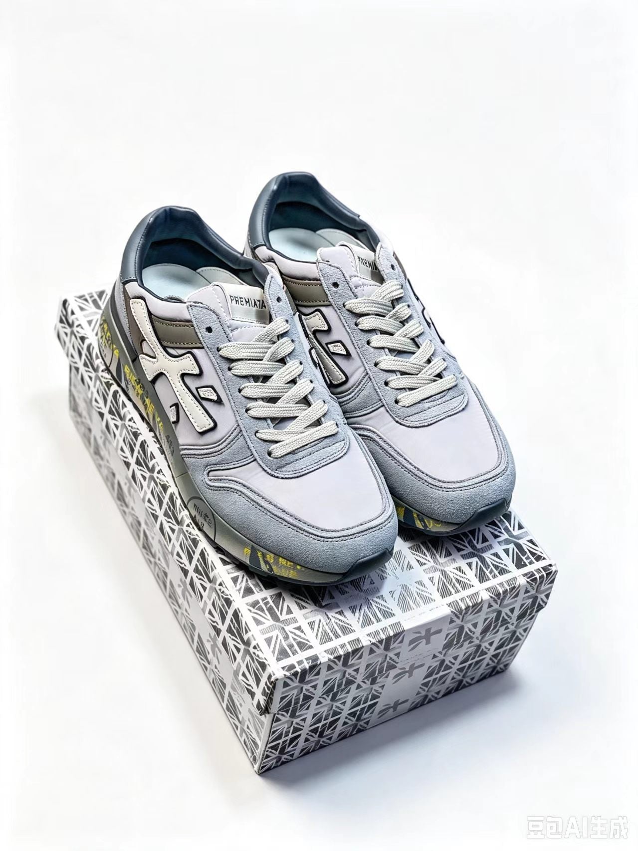 Premiata LANDER 483 Low-Top Sneakers | Union Jack Detail | EU 37–45