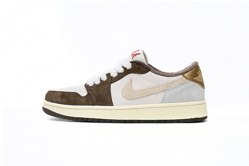 Nike Air Jordan 1 Retro Low Low-Top Sneakers