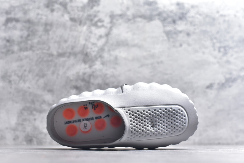 Nike Mind 001 Massage Slides | Recovery & Comfort | EU 36-45
