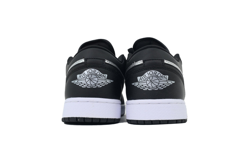 Nike Air Jordan 1 Retro Low Low-Top Sneakers