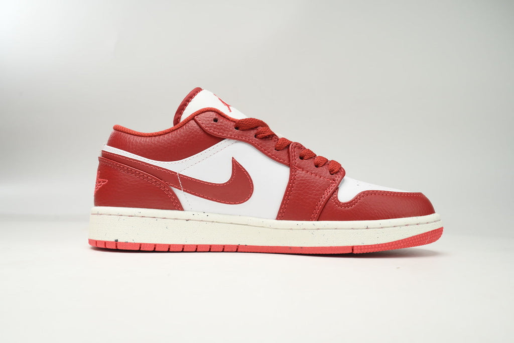Nike Air Jordan 1 Retro Low Low-Top Sneakers