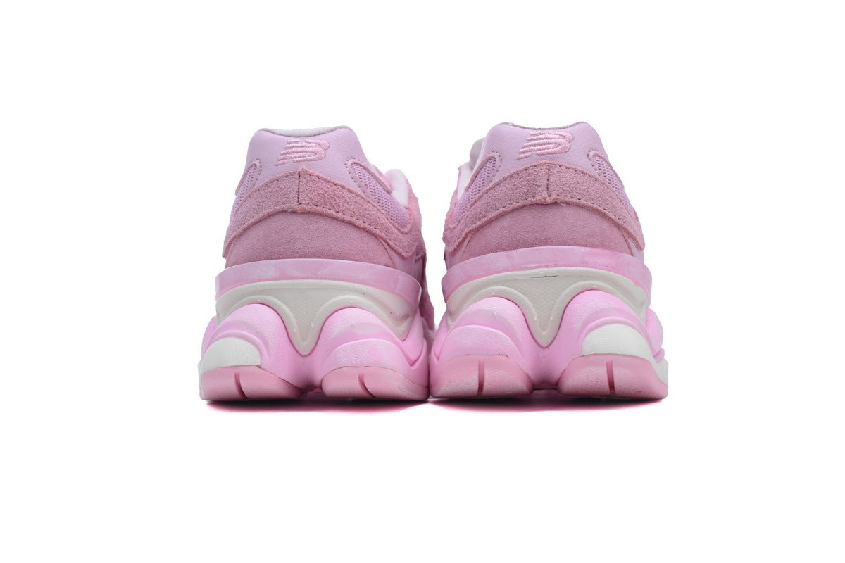 New Balance 9060 Sneakers