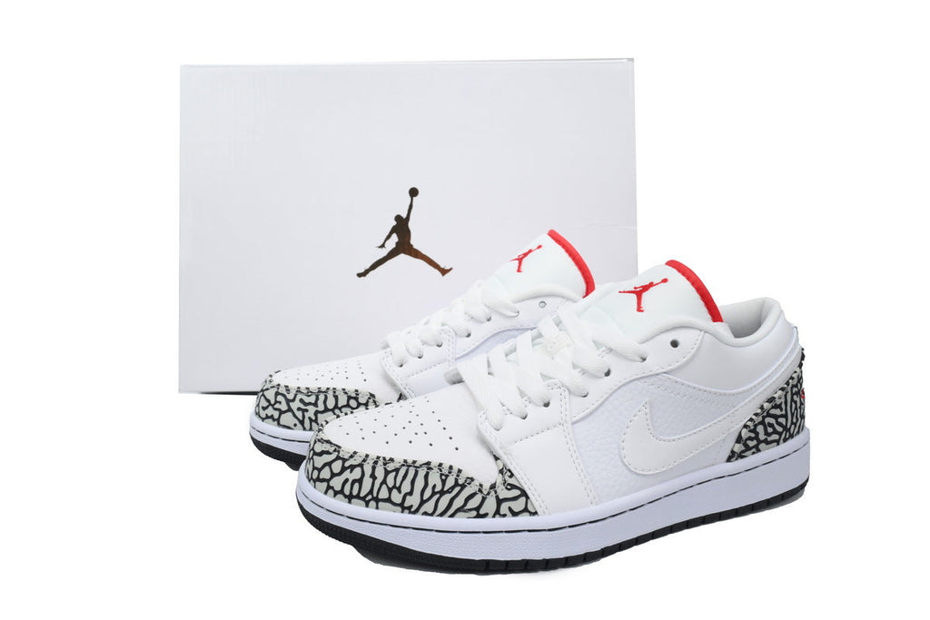 Nike Air Jordan 1 Retro Low Low-Top Sneakers