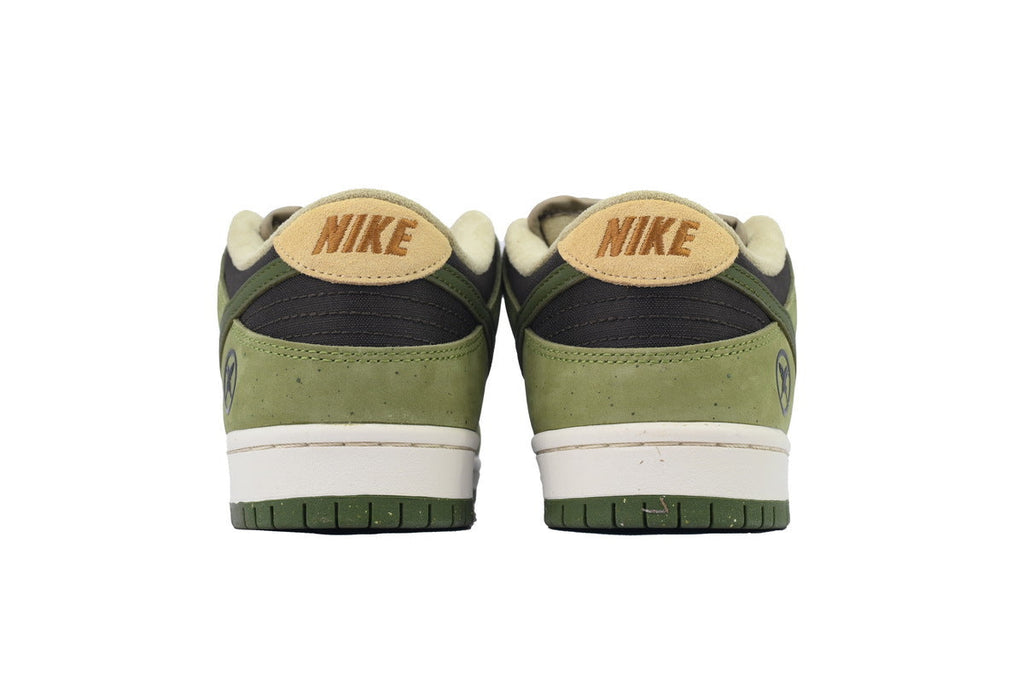 Nike SB Dunk Low – Classic Streetwear Sneakers (EU 36–45)
