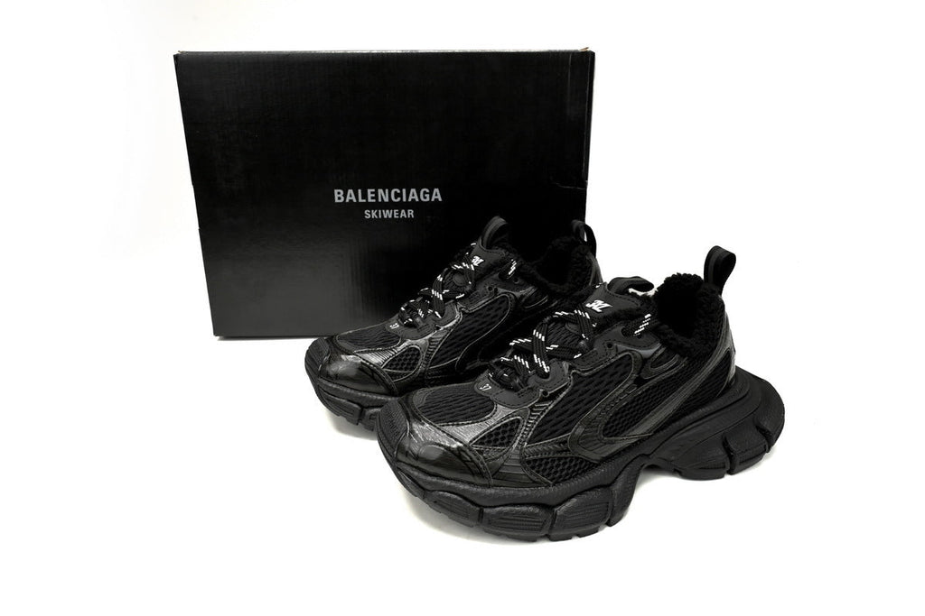 Balenciaga 3XL Sneaker – Low-Top Chunky Sole
