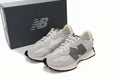 New Balance 327 Sneakers