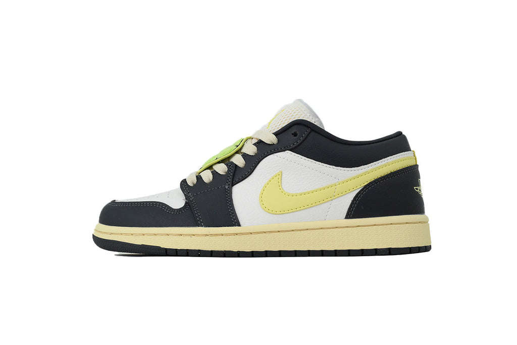 Nike Air Jordan 1 Retro Low Low-Top Sneakers
