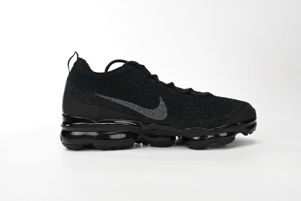 Nike Air VaporMax – Lightweight Running Sneakers