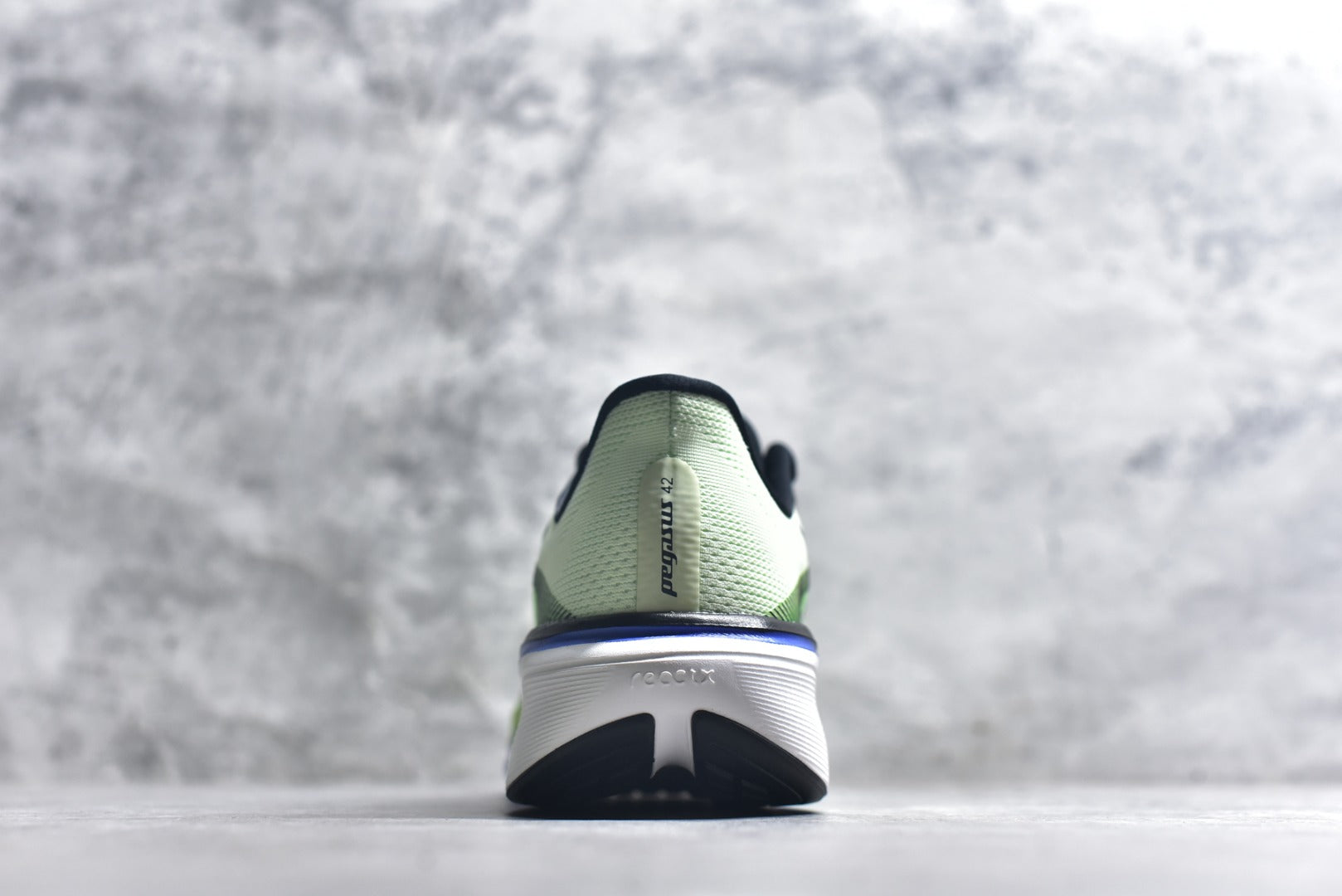 Nike Pegasus 42 Low-Top Running & Training Shoes | EU 36-45