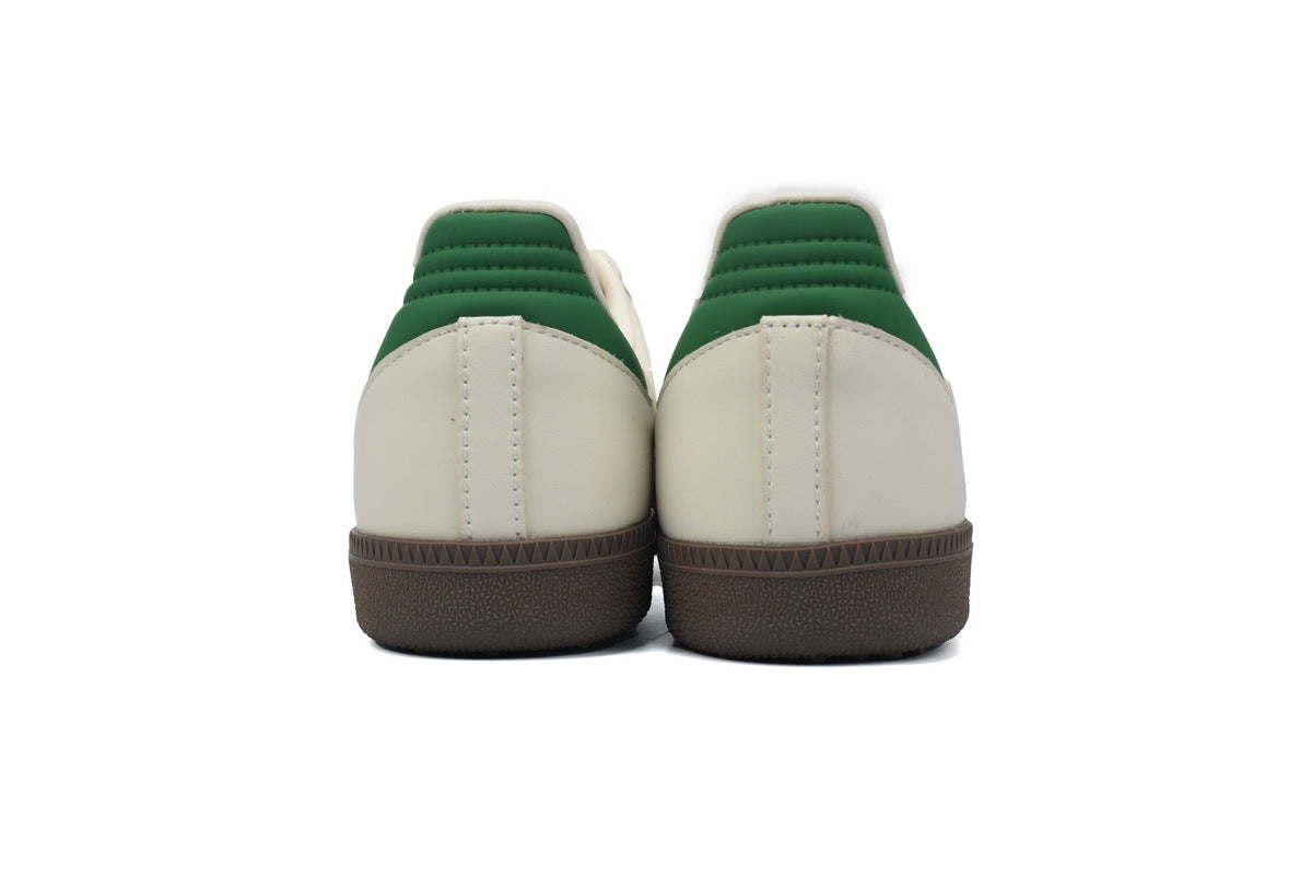 Adidas Samba OG – Retro German-Inspired Sneakers