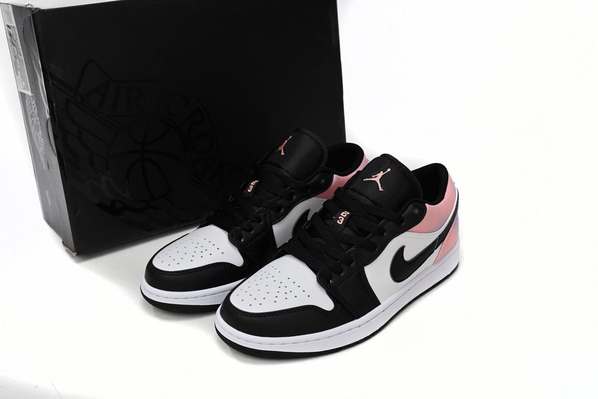 Nike Air Jordan 1 Retro Low Low-Top Sneakers