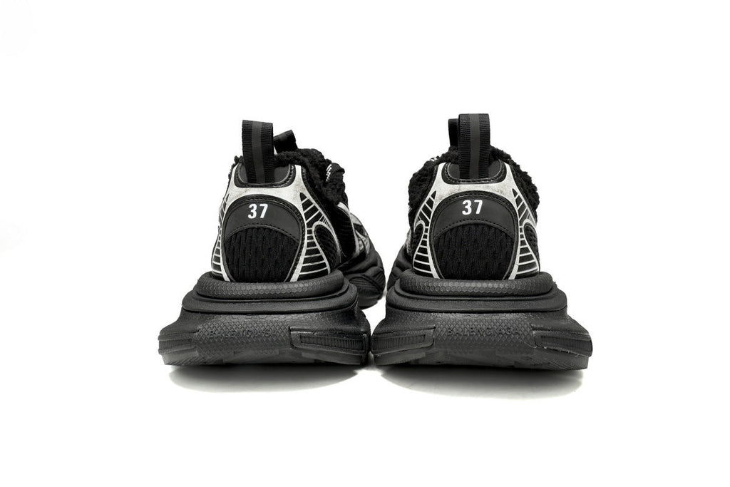 Balenciaga 3XL Sneaker – Low-Top Chunky Sole