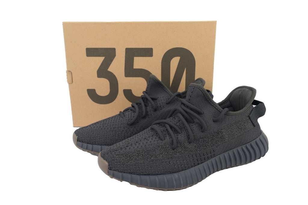 Adidas Yeezy Boost 350 V2 – Lifestyle Sneakers