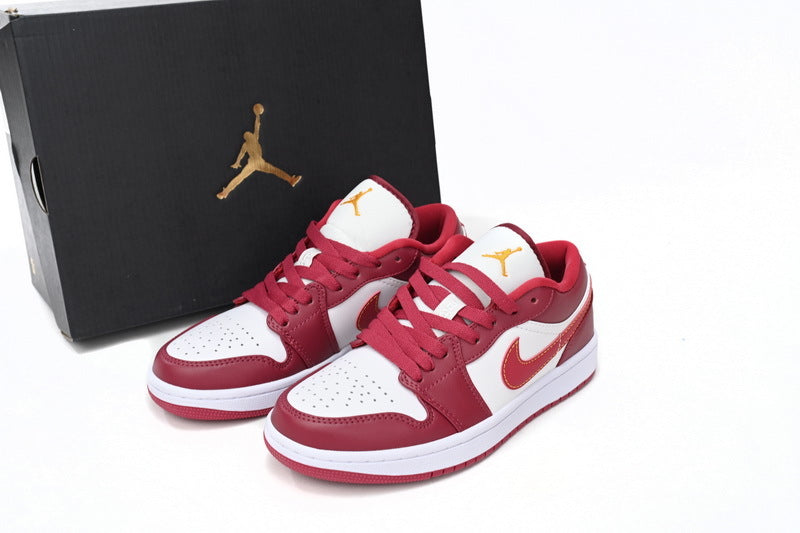 Nike Air Jordan 1 Retro Low Low-Top Sneakers
