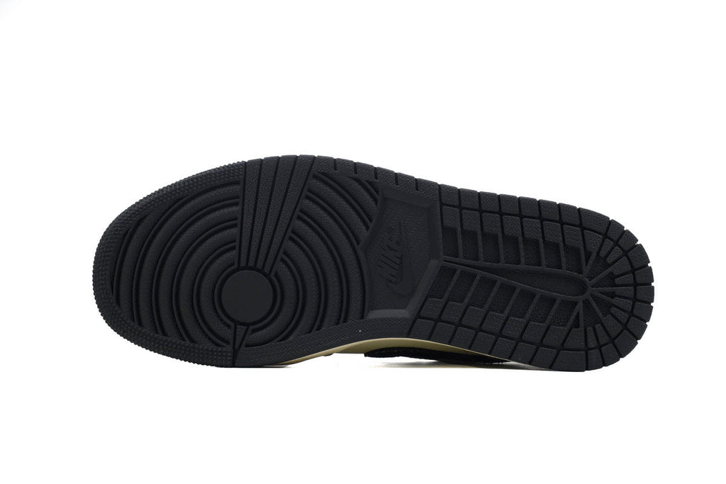 Nike Air Jordan 1 Retro Low Low-Top Sneakers