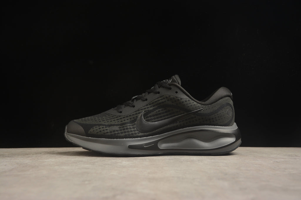 Nike Journey Run Running Shoes | Lightweight & Comfortable | EU 36-45