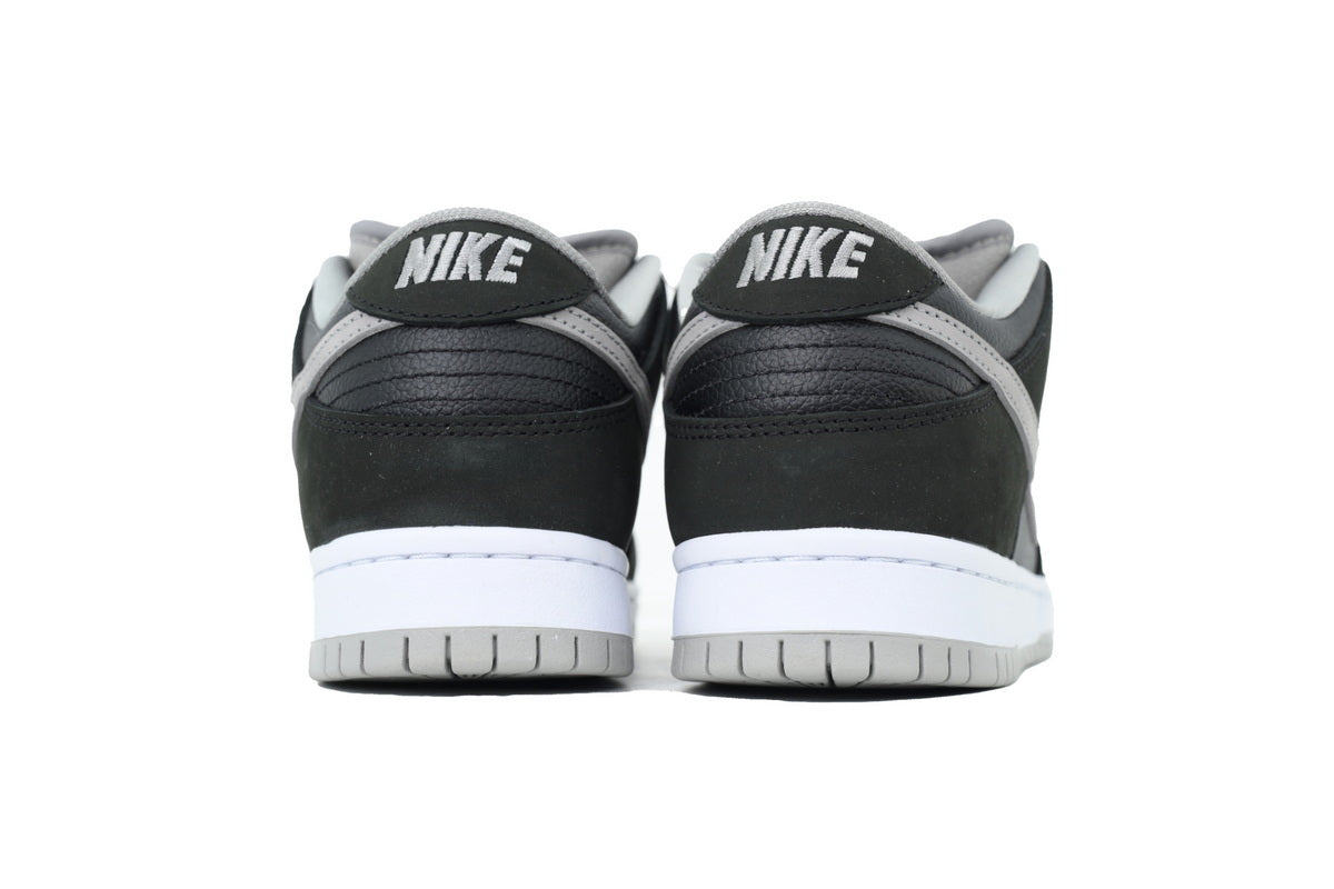 Nike SB Dunk Low – Classic Streetwear Sneakers (EU 36–45)
