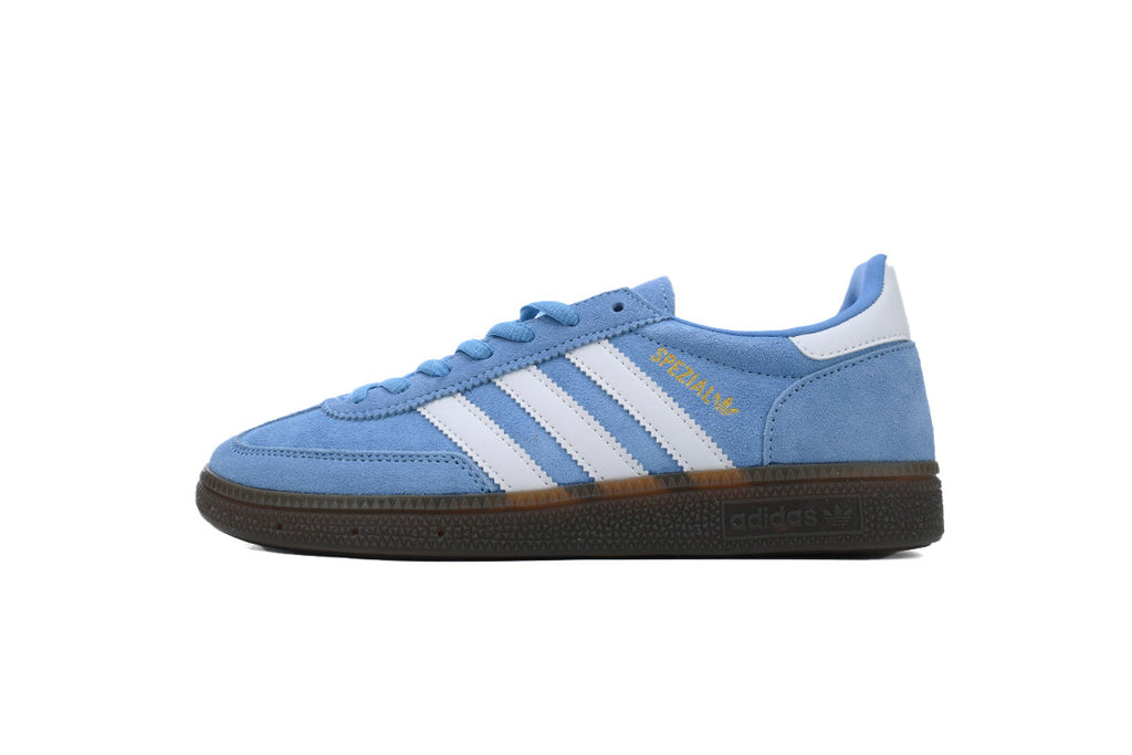 Adidas Samba OG – Retro German-Inspired Sneakers
