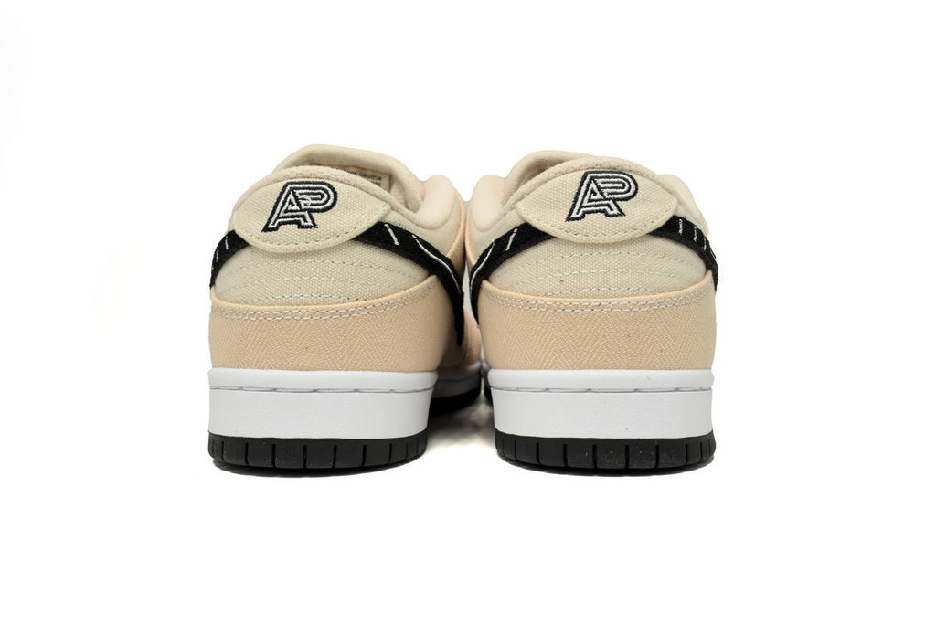 Nike SB Dunk Low – Classic Streetwear Sneakers (EU 36–45)