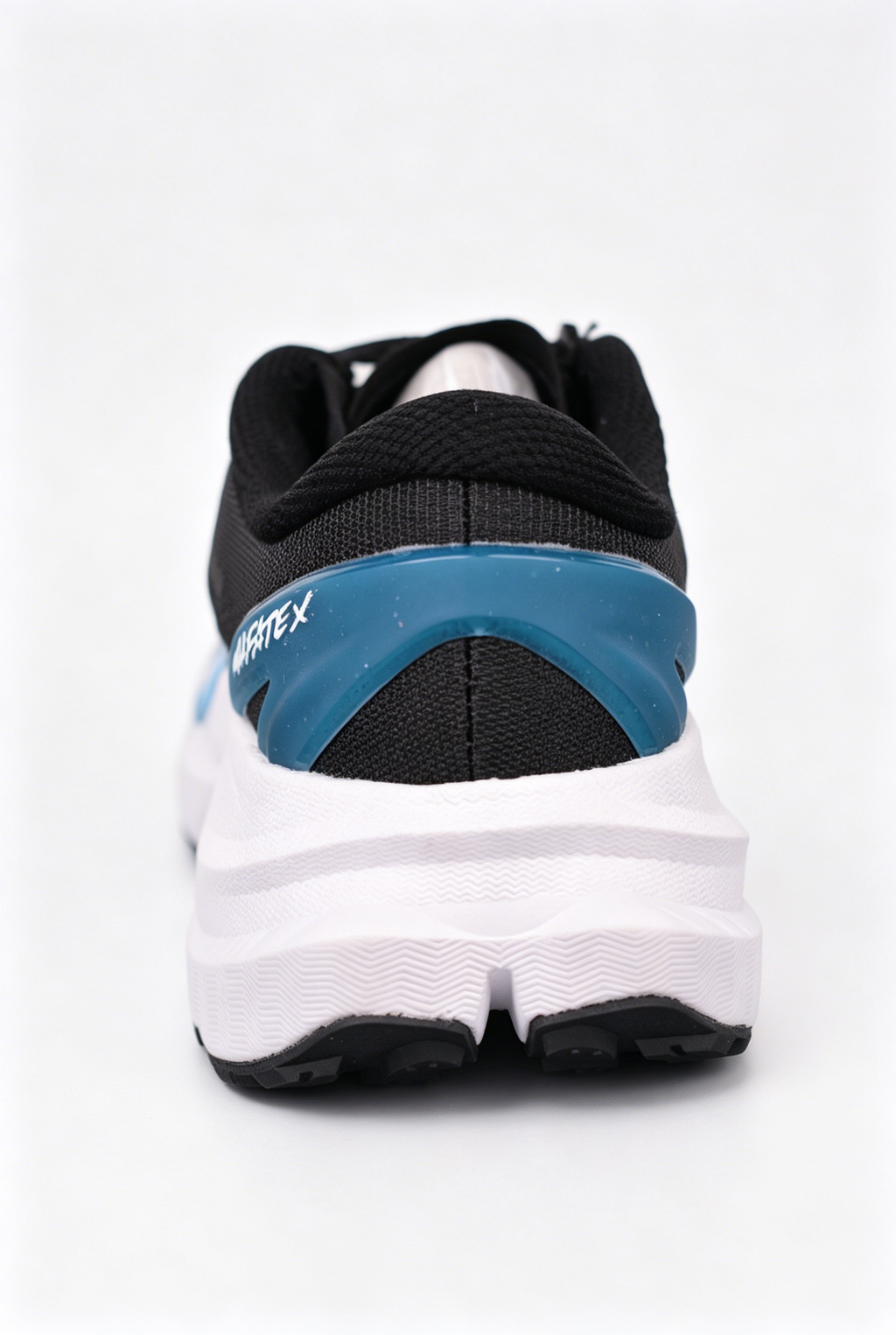 HOKA ONE ONE Mafate X