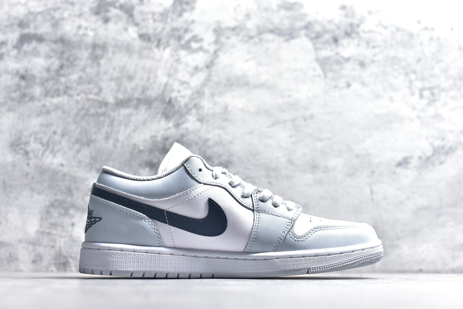 Air Jordan 1 Low AJ1 Sneakers | Men's & Women's