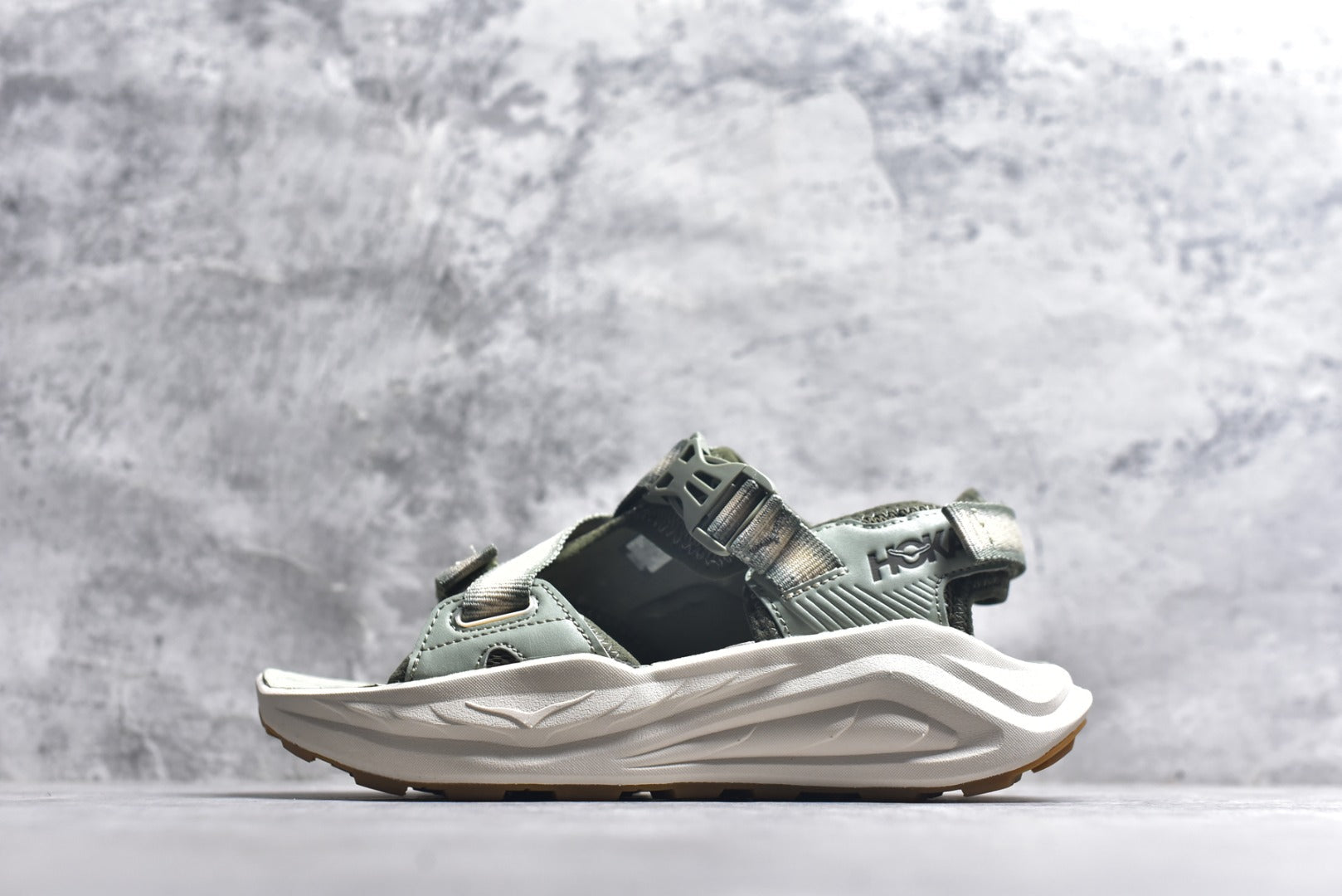 HOKA Recovery Sandals | Cushioned & Comfortable | EU 36-45