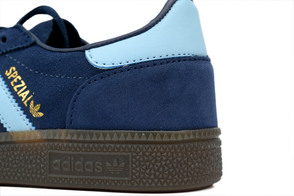 Adidas Samba OG – Retro German-Inspired Sneakers