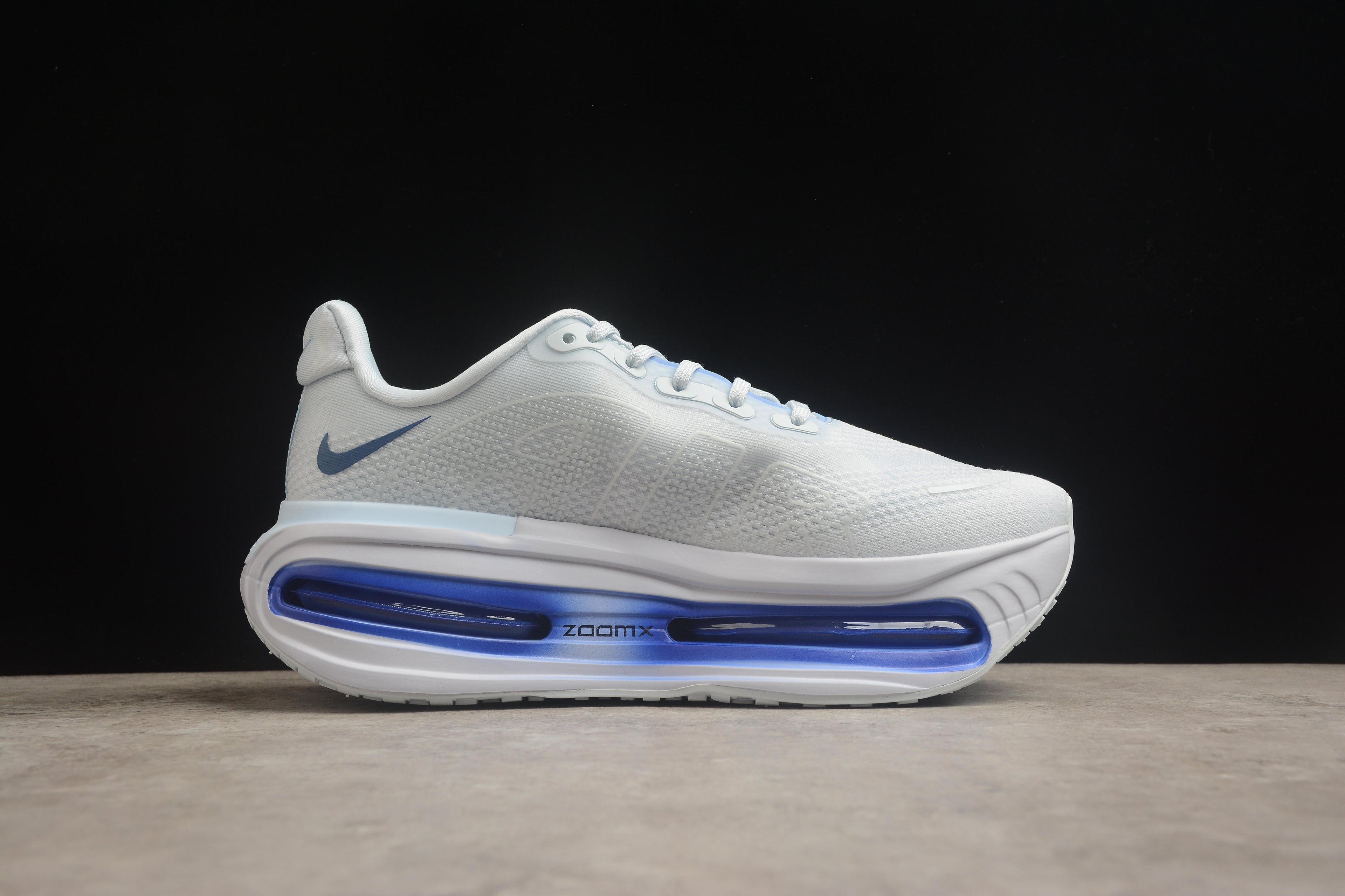 Nike Vomero 18 Running Shoes | Premium Cushioning | EU 36-45