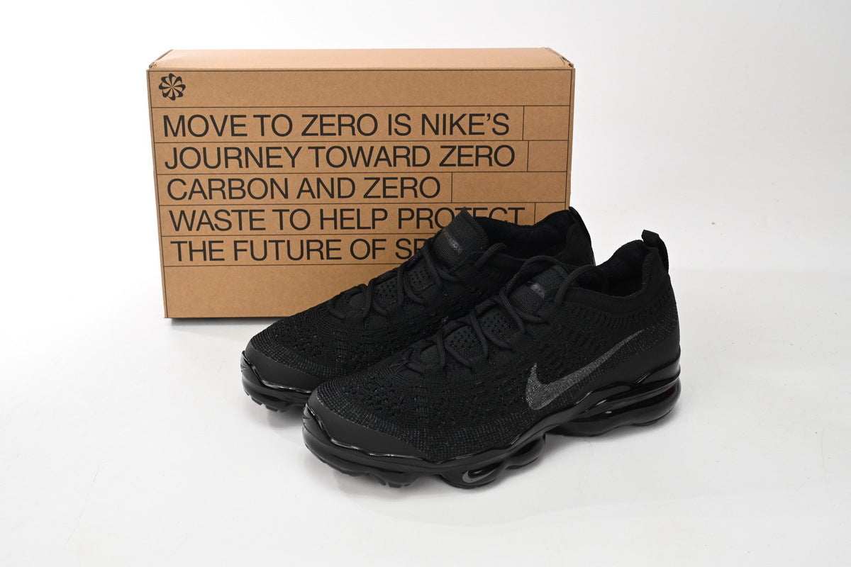 Nike Air VaporMax – Lightweight Running Sneakers