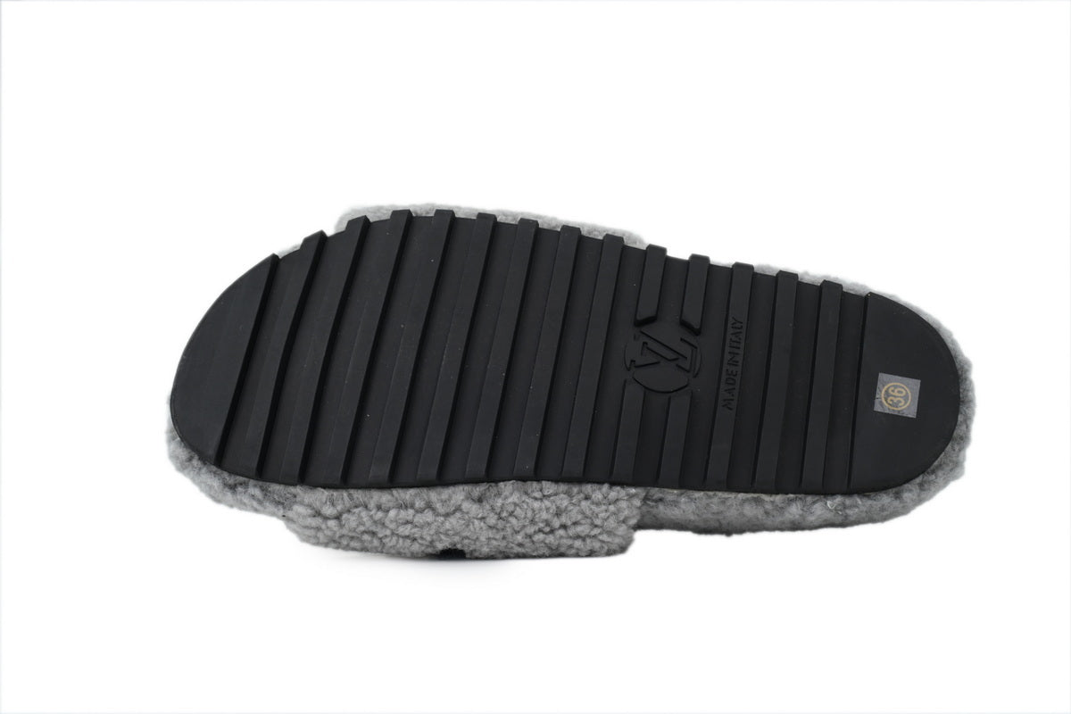 Louis Vuitton Teddy Slide Sandals 【Grey】