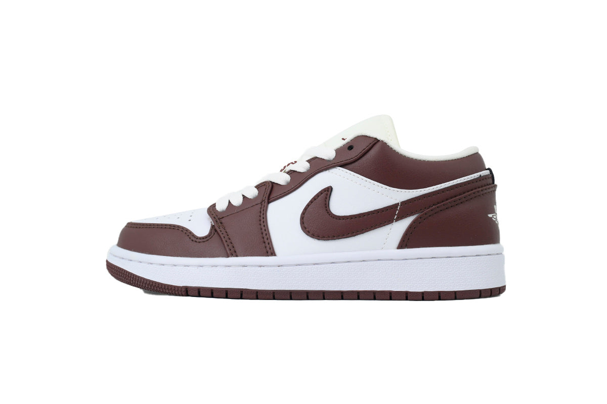 Nike Air Jordan 1 Retro Low Low-Top Sneakers