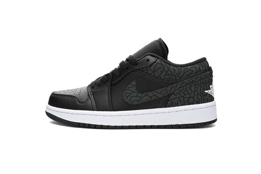 Nike Air Jordan 1 Retro Low Low-Top Sneakers