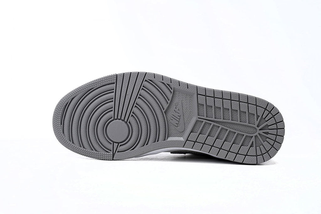 Nike Air Jordan 1 Retro Low Low-Top Sneakers