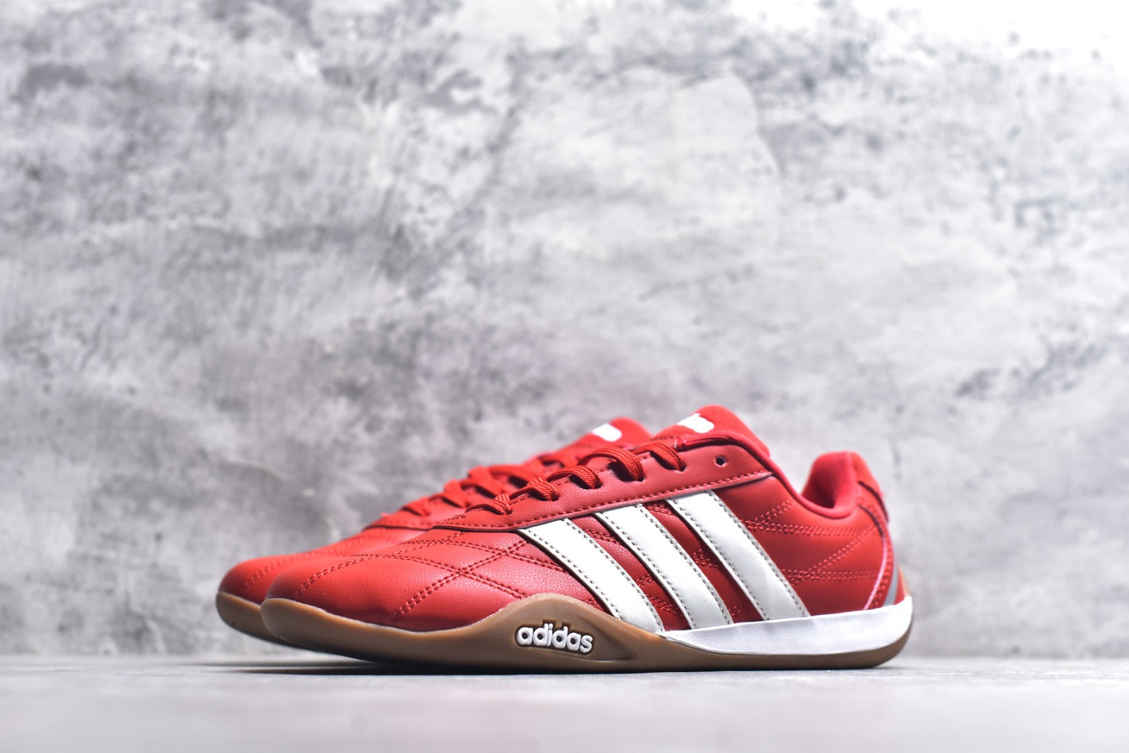 Adidas Adipista Trainers | Non-Slip & Durable Casual Shoes | EU 36-45