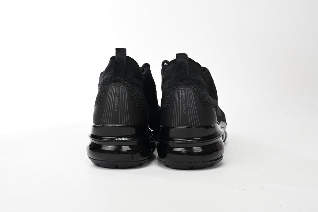 Nike Air VaporMax – Lightweight Running Sneakers