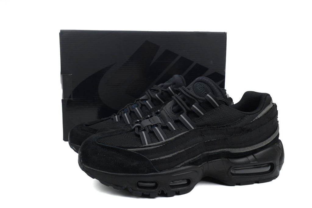 Nike Air Max 95 – Classic Sneakers