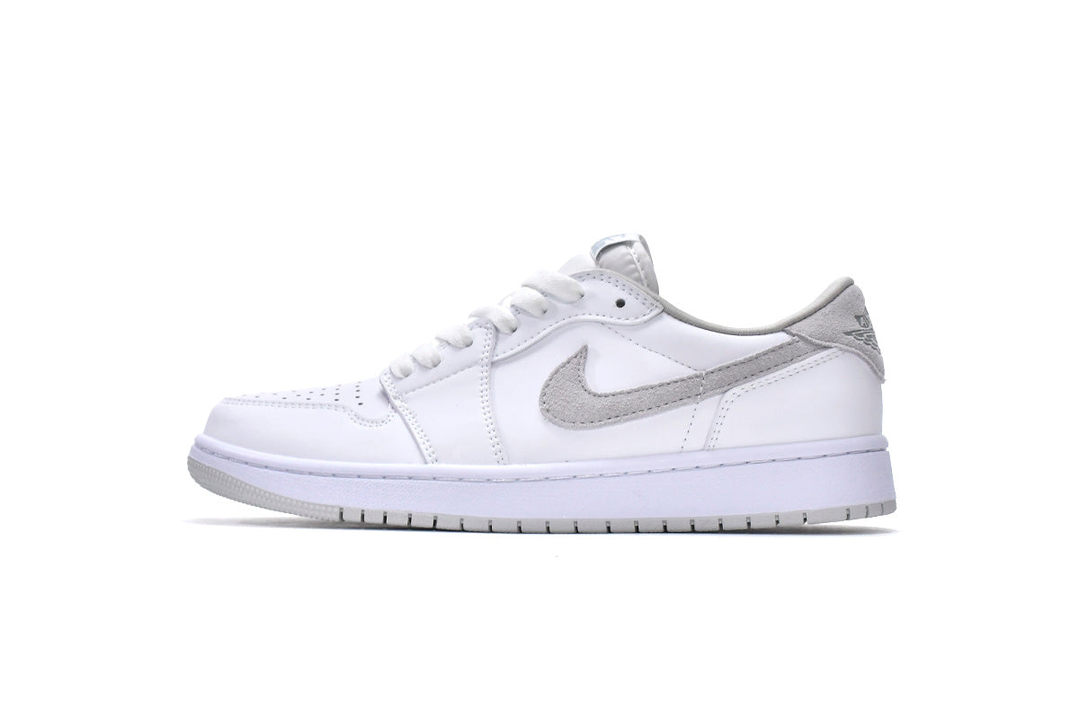 Nike Air Jordan 1 Retro Low Low-Top Sneakers