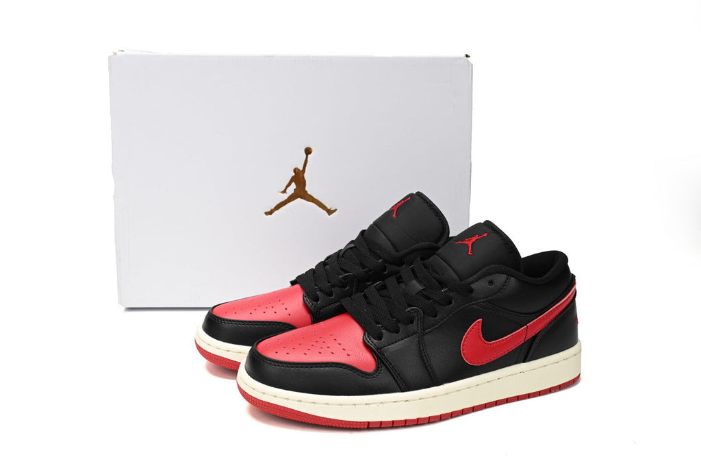 Nike Air Jordan 1 Retro Low Low-Top Sneakers