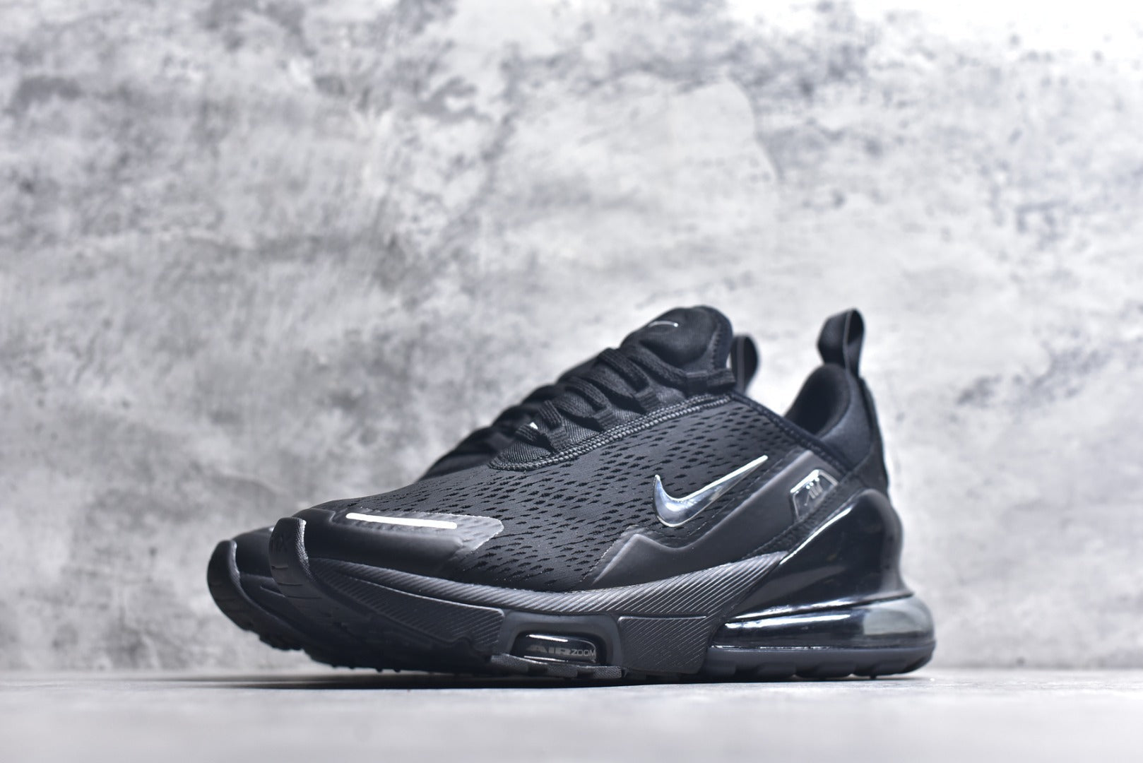 Nike Air Max 270 Sneakers | Iconic Air Cushioning | EU 36-45