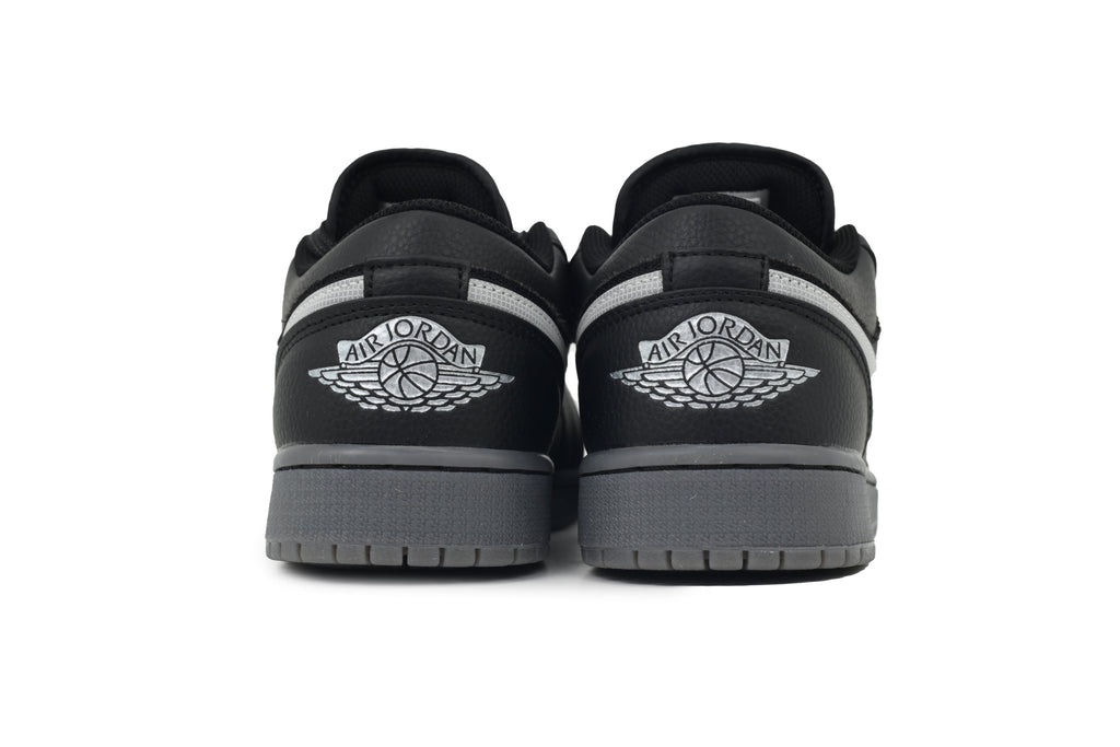 Nike Air Jordan 1 Retro Low Low-Top Sneakers