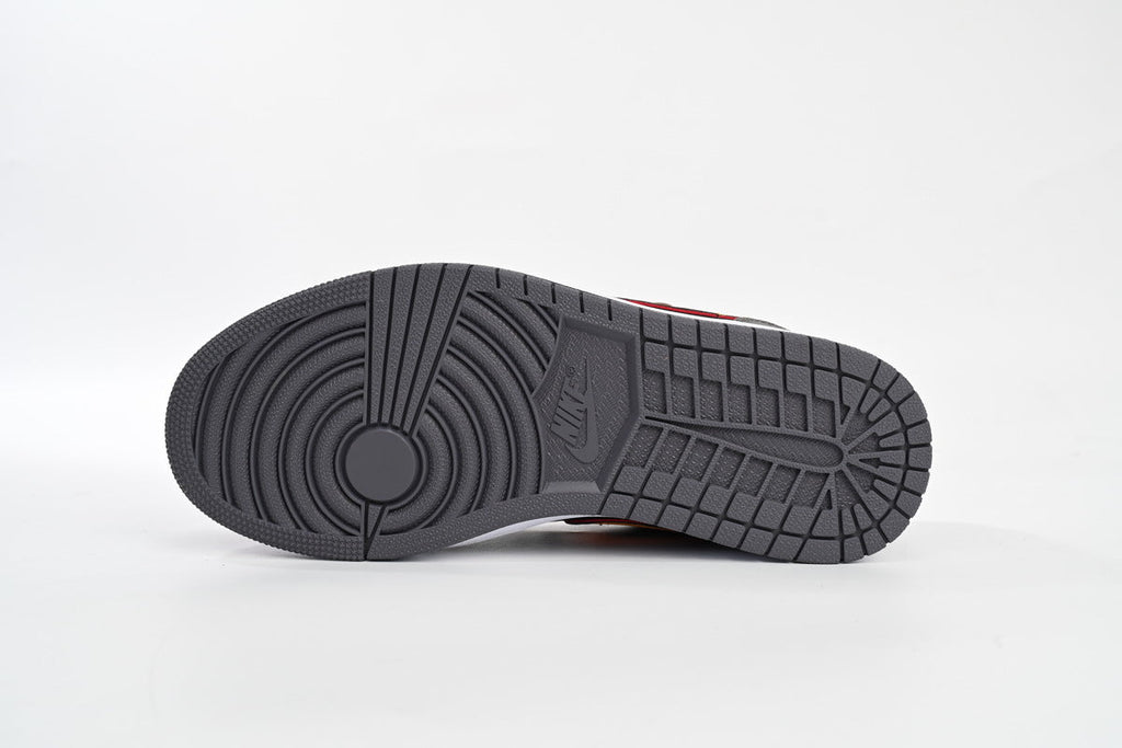 Nike Air Jordan 1 Retro Low Low-Top Sneakers
