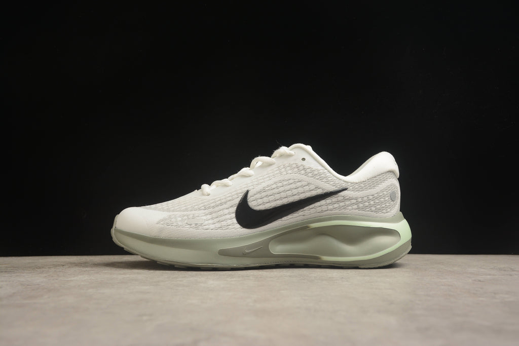 Nike Journey Run Running Shoes | Lightweight & Comfortable | EU 36-45