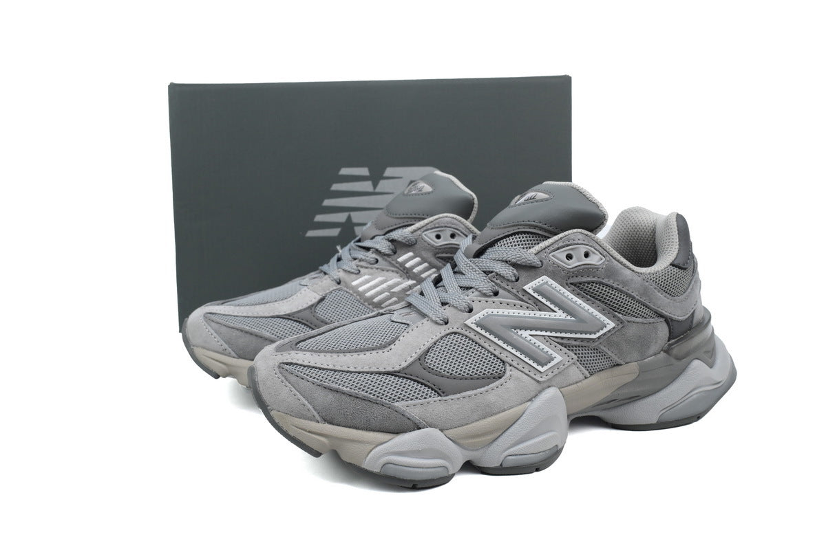New Balance 9060 Sneakers