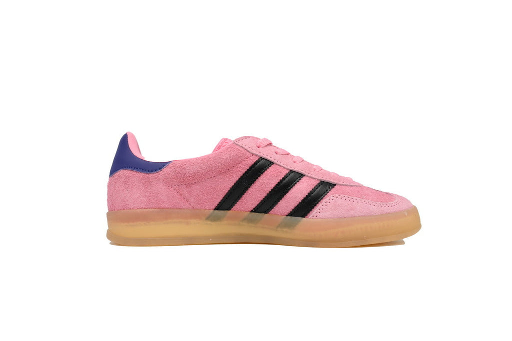 Adidas Samba OG – Retro German-Inspired Sneakers