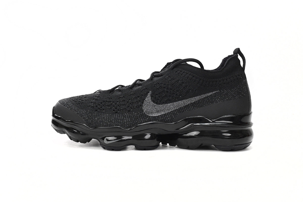 Nike Air VaporMax – Lightweight Running Sneakers